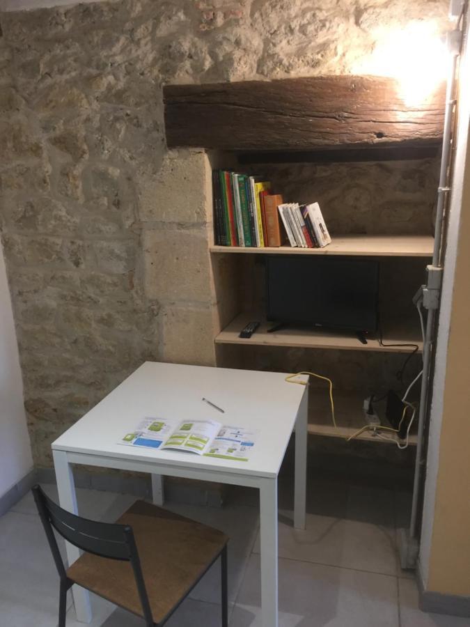 Superbe Gite A La Campagne Dans Le Bordelais Saint-Vivien-de-Blaye Экстерьер фото